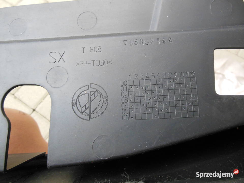 NAROŻNIK OSŁONA LAMPY LEWEJ TYŁ DOBLO MALIBU