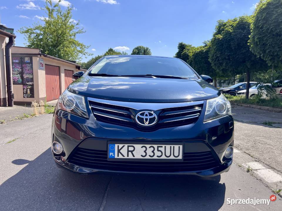 Toyota Avensis III 18 Premium benzyna automat światła do jazdy dziennej małopolskie
