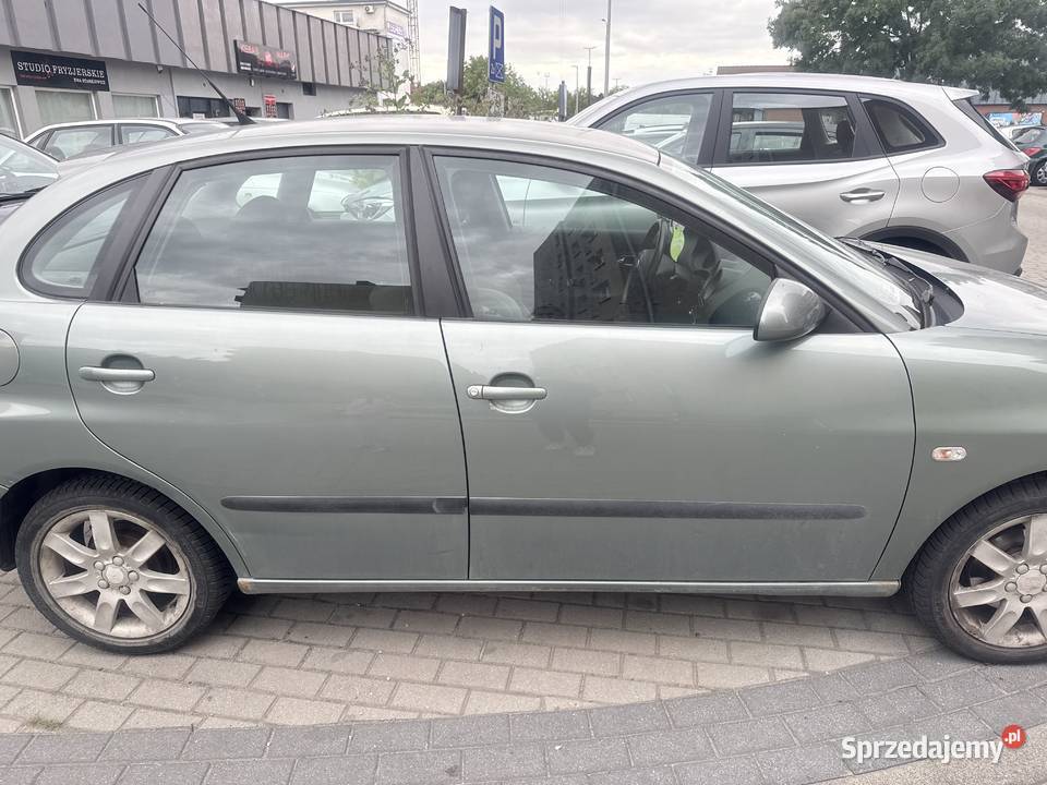 Samochód Seat Ibiza 2005r opolskie Brzeg sprzedam