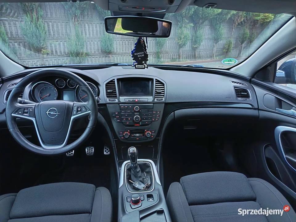 Opel Insignia 220 koni Manual benzyna 20 turbo manualna sprzedam