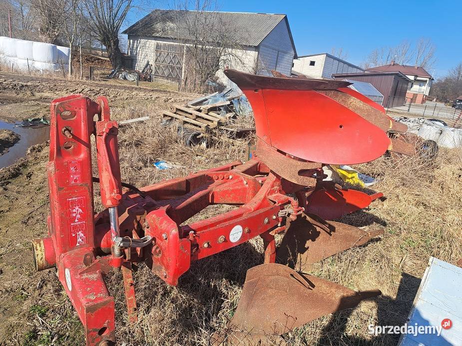 pług 4 kverneland obrotowy