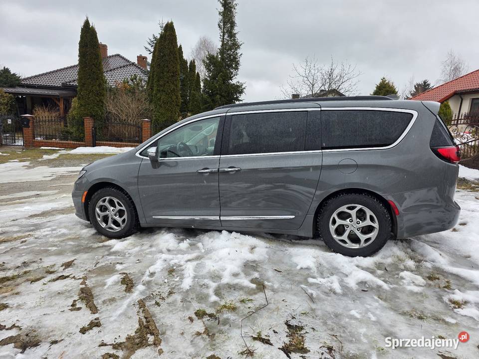 Chrysler pacifica limited 2022r Lublin