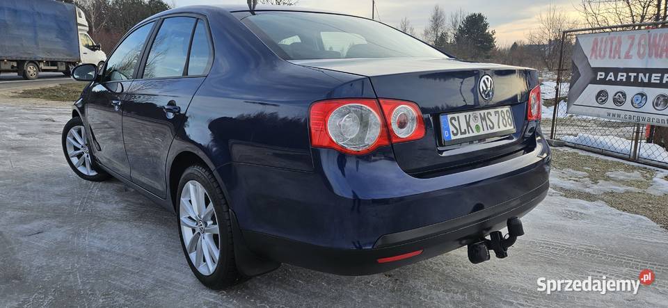 VOLKSWAGEN JETTA 2006 R 16 MPINaviKlimaZADBANA Chmielnik