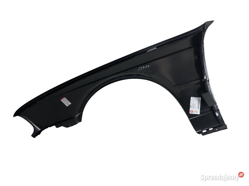 BMW 3 E30 111982041994 Błotnik przedni prawy Skarżysko-Kamienna