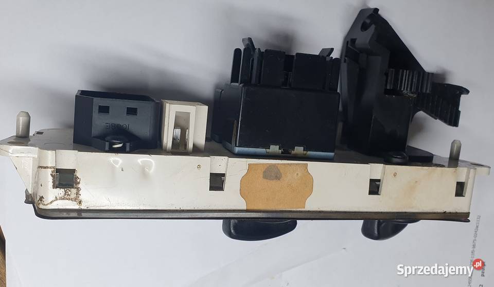 Konsola panel nawiewu Ford Mondeo Mk1 warmińsko-mazurskie Reszel