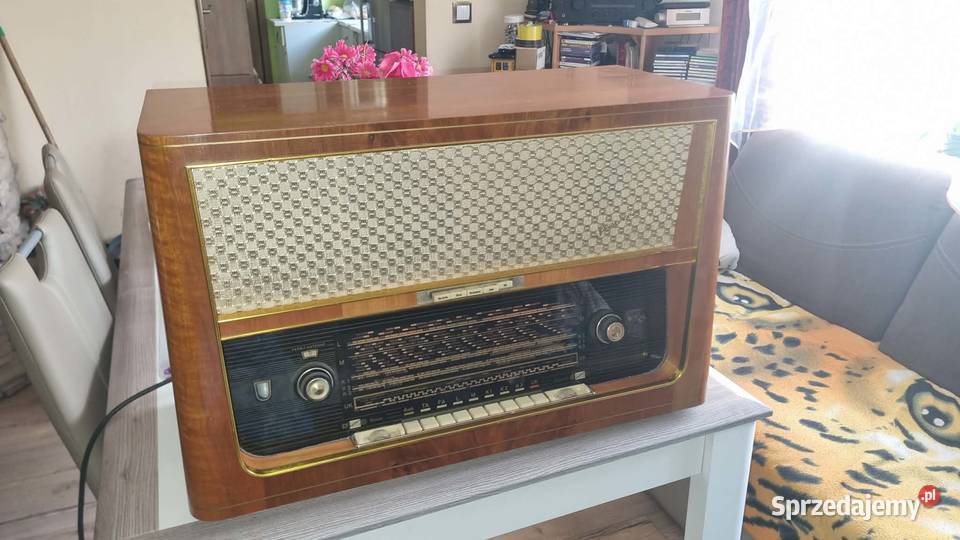 Radio lampowe RTF Rochlitz Stradivari 2 z Warta
