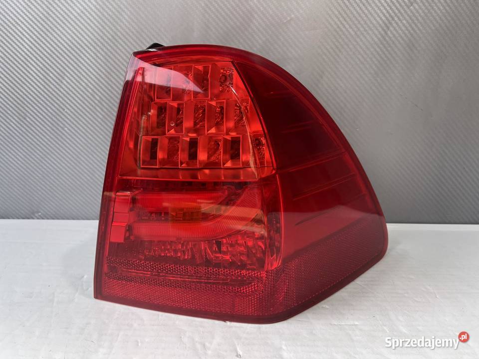 BMW E91 LIFT PRAWA LAMPA TYŁ Ostroróg
