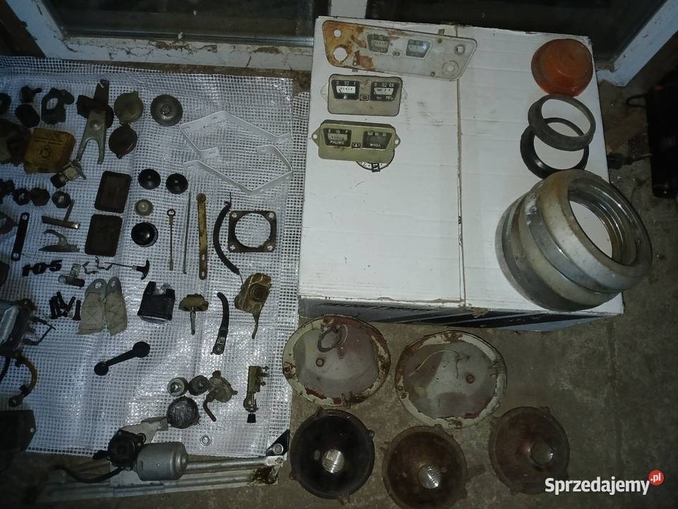 Syrena 105 105 L części Roztoki