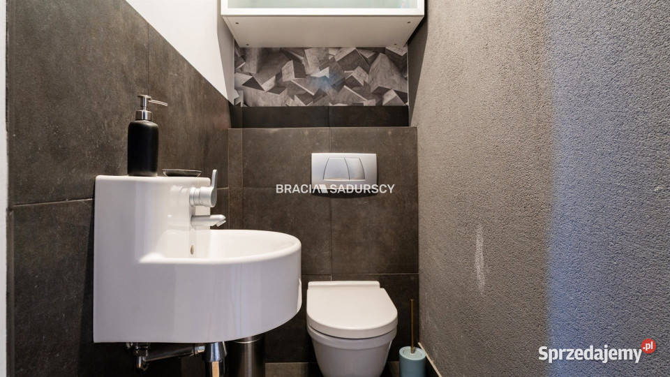 Mieszkanie Kraków prof Michała Bobrzyńskiego 57m