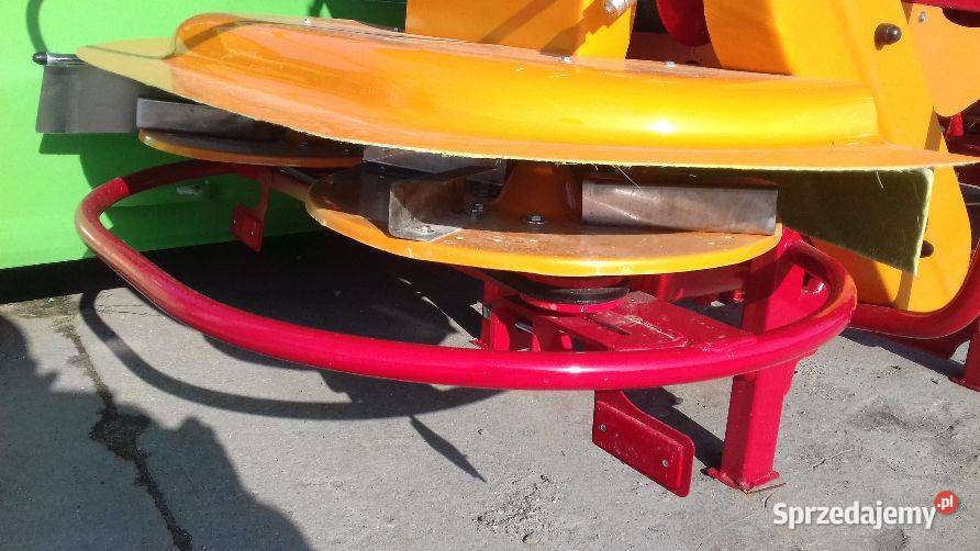 Rozsiewacz nawzów ŚWITROL 800 dwutarczowy łódzkie Opoczno