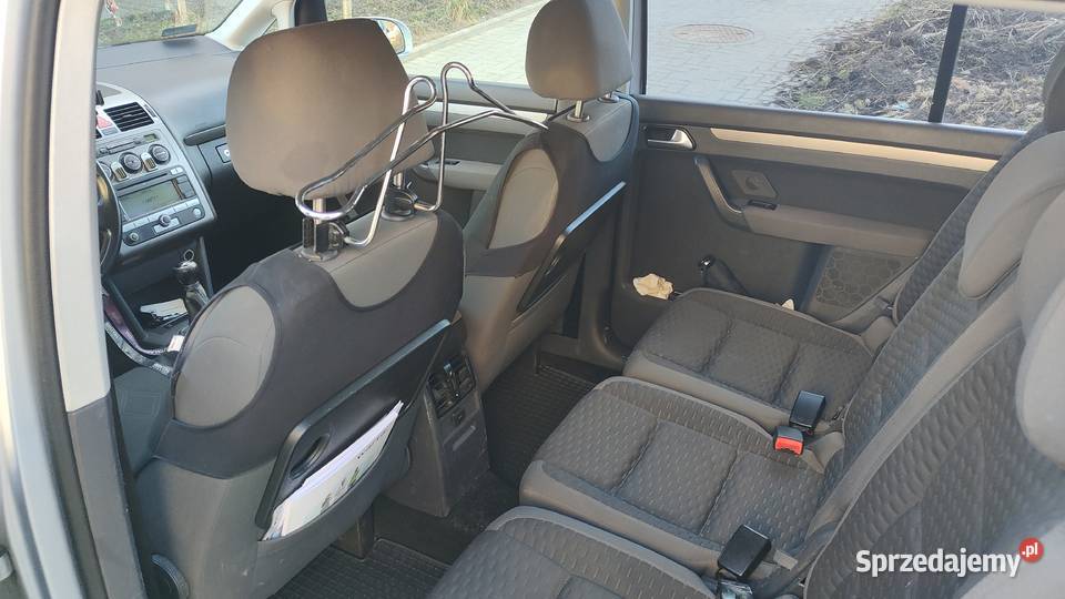 Volkswagen Touran 20 TDI 2007r Trendline 1968cm3 Wola Radziszowska