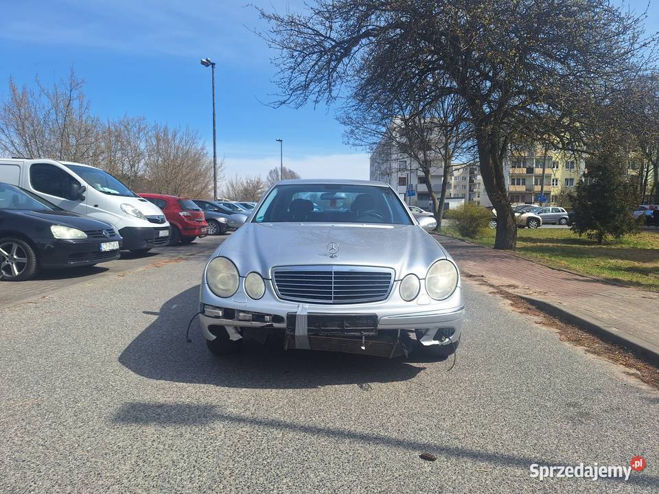 MercedesBenz Klasa E 200 benzyna 2004r Automatik kujawsko-pomorskie Toruń sprzedam