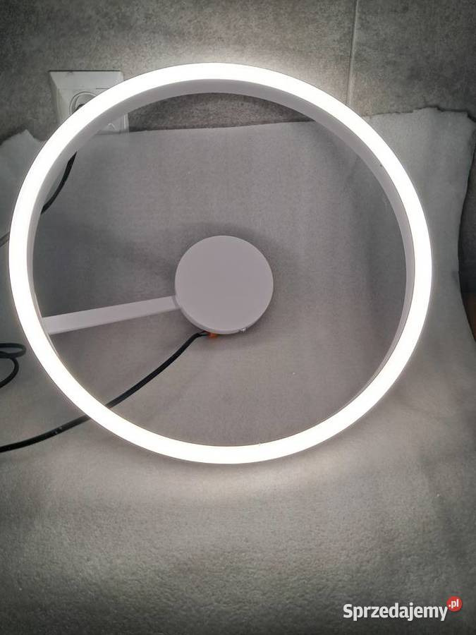 nowa sufitowa lampa LED średnica 40 wysokość 15 Sandomierz sprzedam