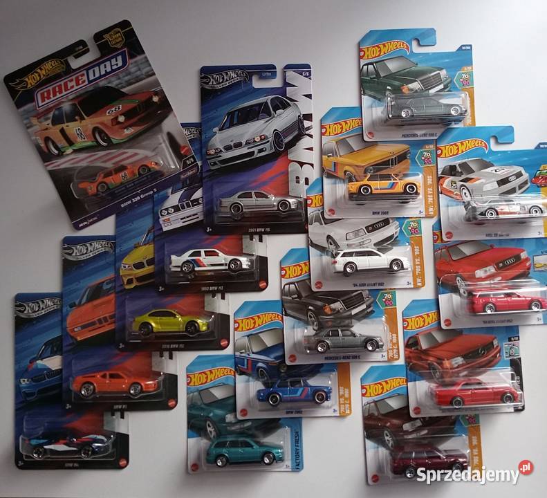 Hot Wheels Premium stan Audi BMW Mercedes Benz
