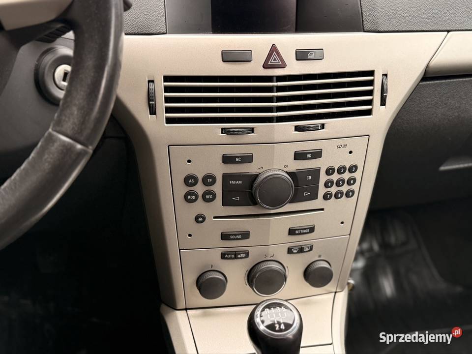 Opel Astra 16 115 20078 krajowy doinwestowany