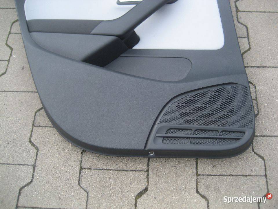 vw polo cross 6r 6r0 1017r tapicerka drzwi tył Deski rozdzielcze, konsole Rakoniewice