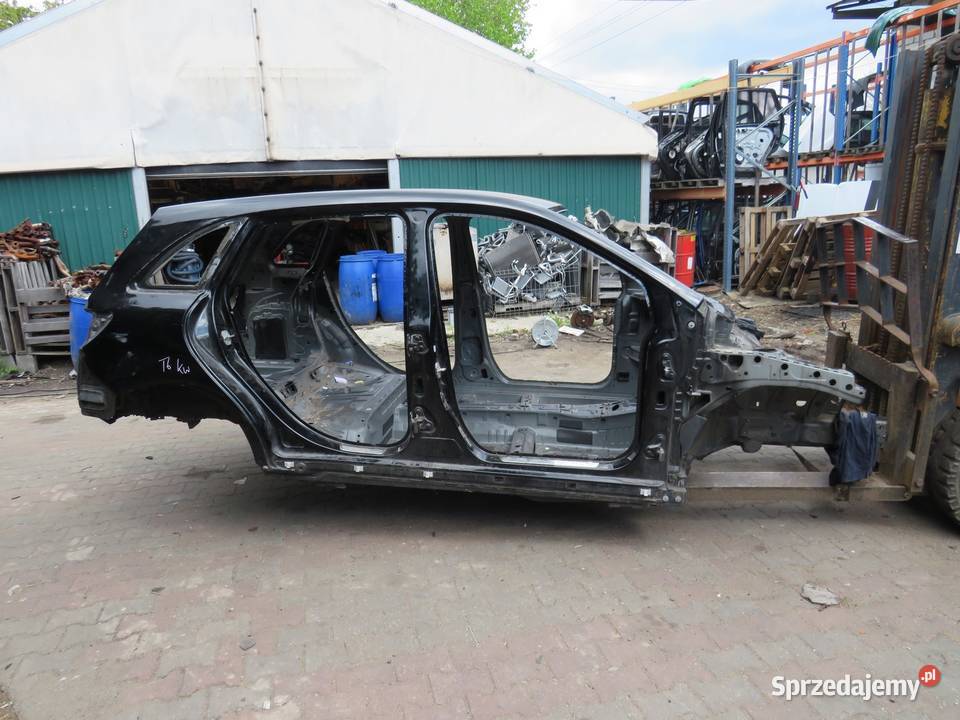 PRÓG SŁUPEK PRAWY BOK 191 MERCEDES W246 Progi