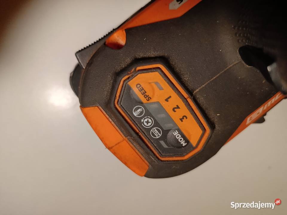 Wkrętarko zakretarka udarowa AEG Iława