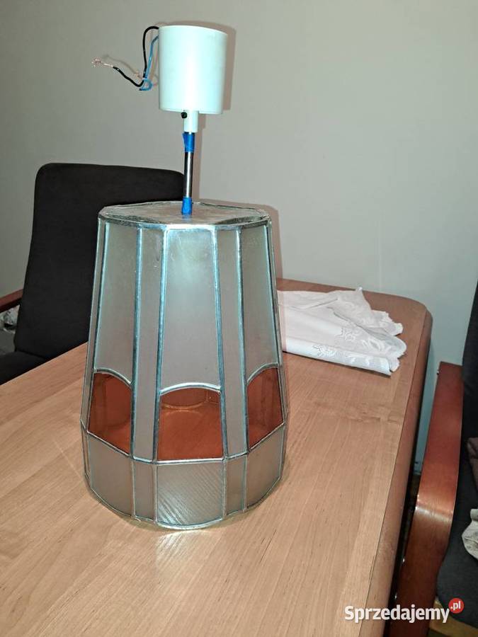 Witrażowa lampa wiszaca z 1956 roku firmy Lubań