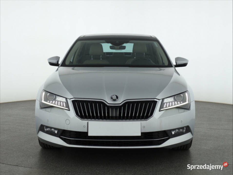 Skoda Superb 20 TDI podgrzewane fotele Piaseczno sprzedam