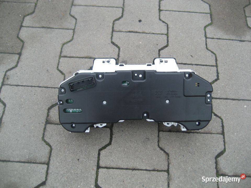 toyota auris hybryda 18b 1012r licznik zegar osobowe Rakoniewice