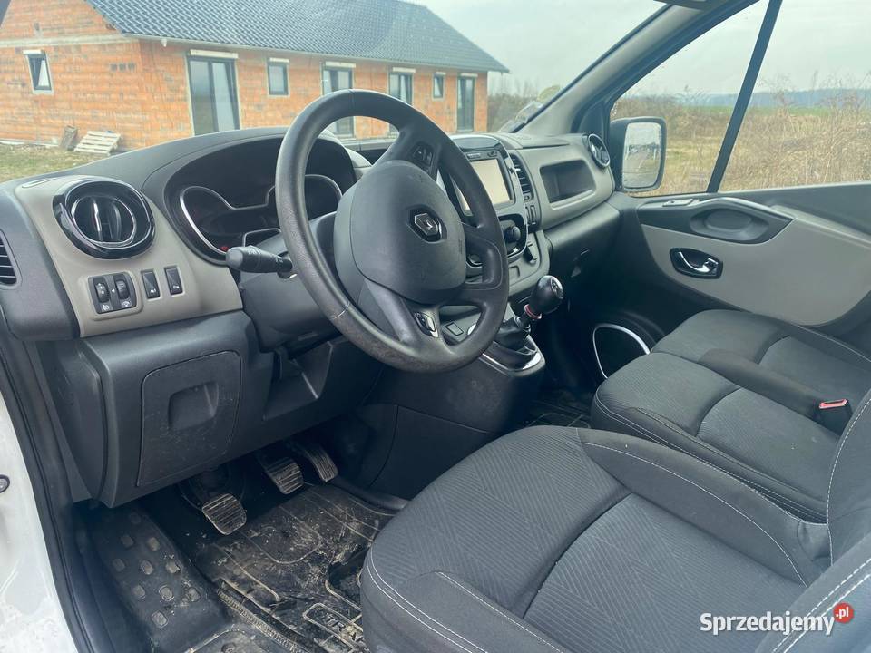 Renault Trafic 16 biturbo 2018r przebieg 187 Bolesławiec