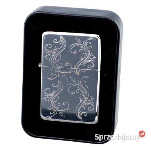 Elegancka Srebrna Zapalniczka Benzynowa z Ostrowy nad Okszą sprzedam