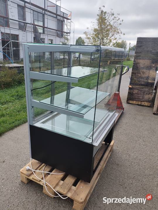 Energooszczędna witryna cukiernicza IGLOO CUBE