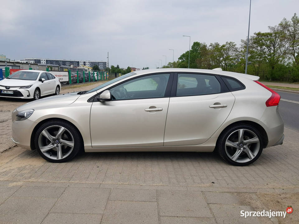 Volvo V40 20 Turbo Benzyna 152 Nawigacja Skóry V40 Włocławek