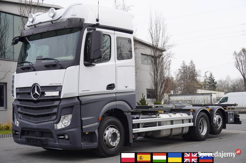 MercedesBenz Actros 2540 6x2 10 Kabina 5
