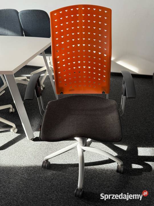 Fotele biurowe regulowane Fotele i krzesła obrotowe Wrocław