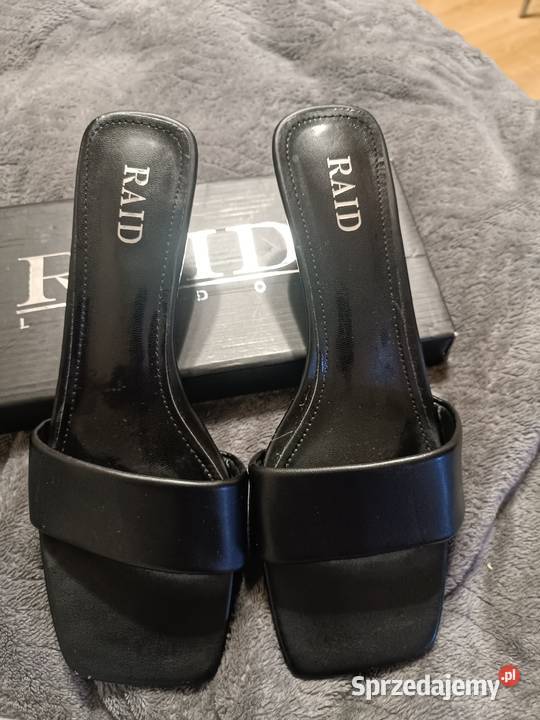 Czarne klapki na obcasie RAID London pudełko Katowice