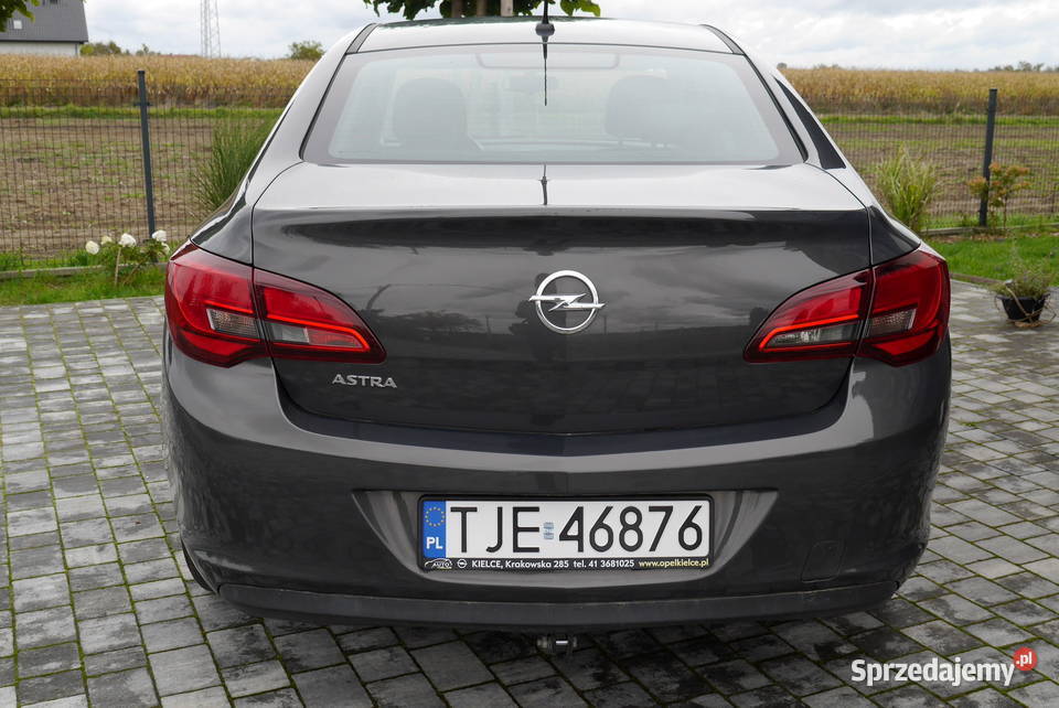 Astra 2016 Polski salon bezwypadkowa 100 aluminiowe felgi Astra Słomniki
