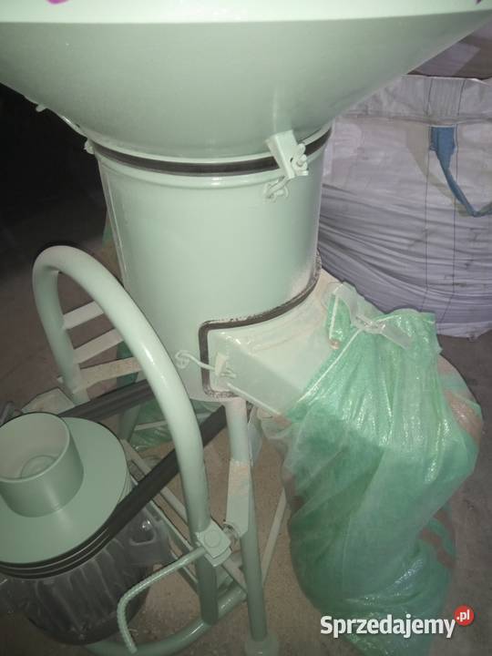 Śrutownik Bąk by podkarpackie Łańcut