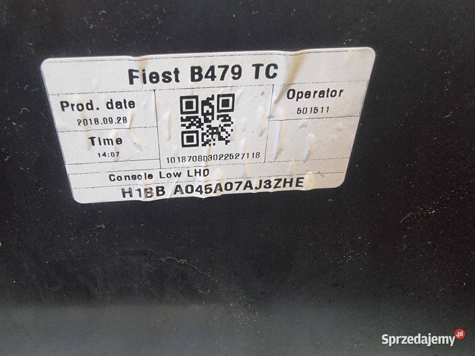 Ford Fiesta mk8 tunel środkowy EUROPA Gałki i mieszki