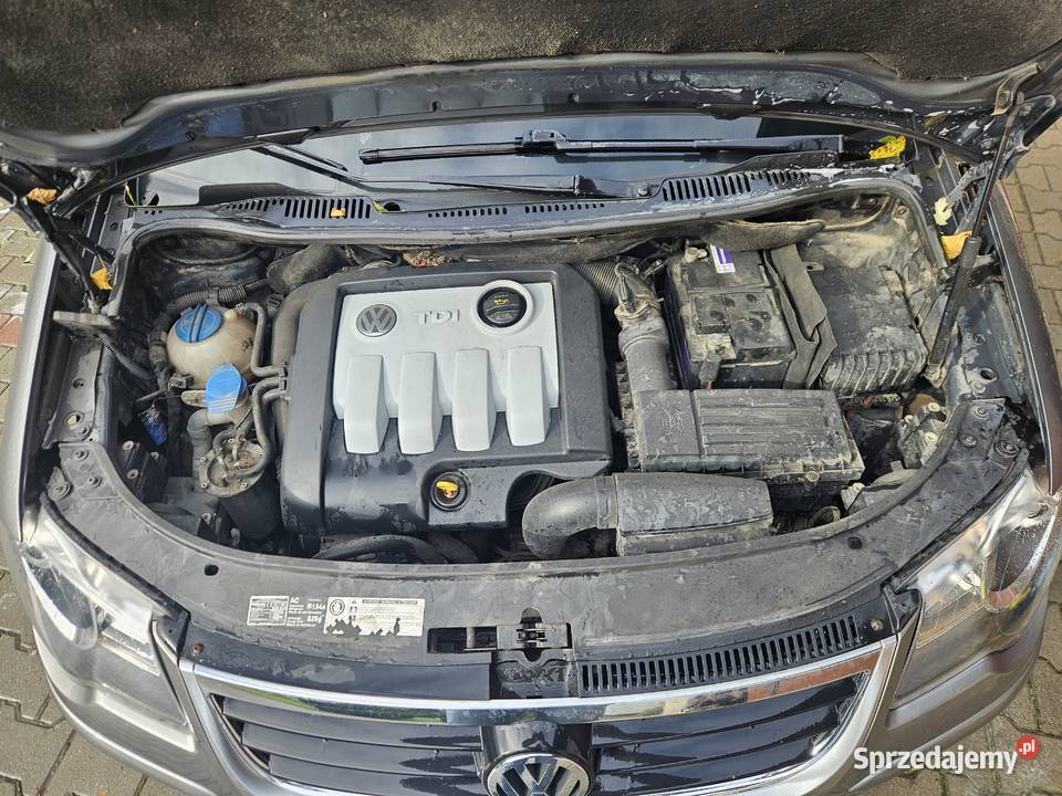 Volkswagen Touran 2010 7 osobowy 19tdi Rok produkcji 2010 lubelskie Frampol