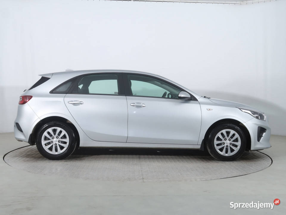 Kia Ceed 10 TGDI światła przeciwmgielne Piaseczno