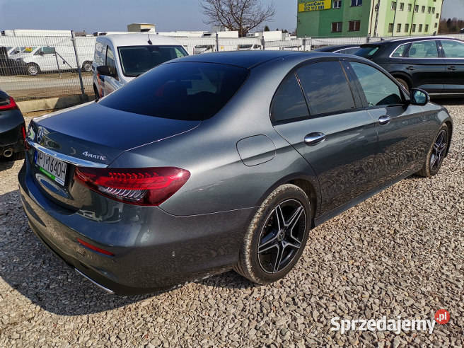 MERCEDESBENZ E 220 D 2022 199300 ccm 200 mazowieckie Warszawa
