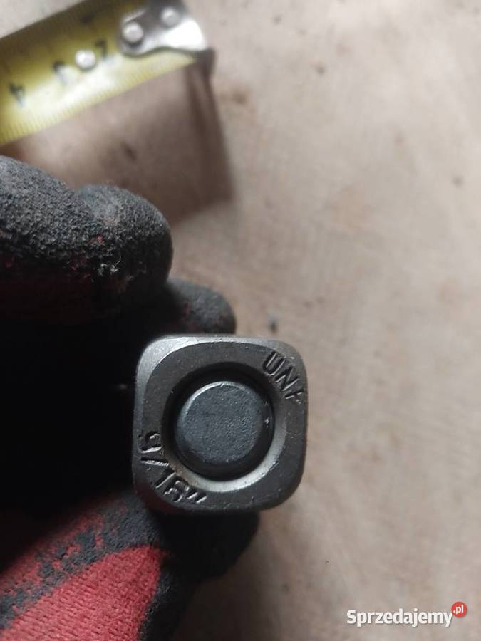 Śruby m12x1x40 Mąkosy Stare