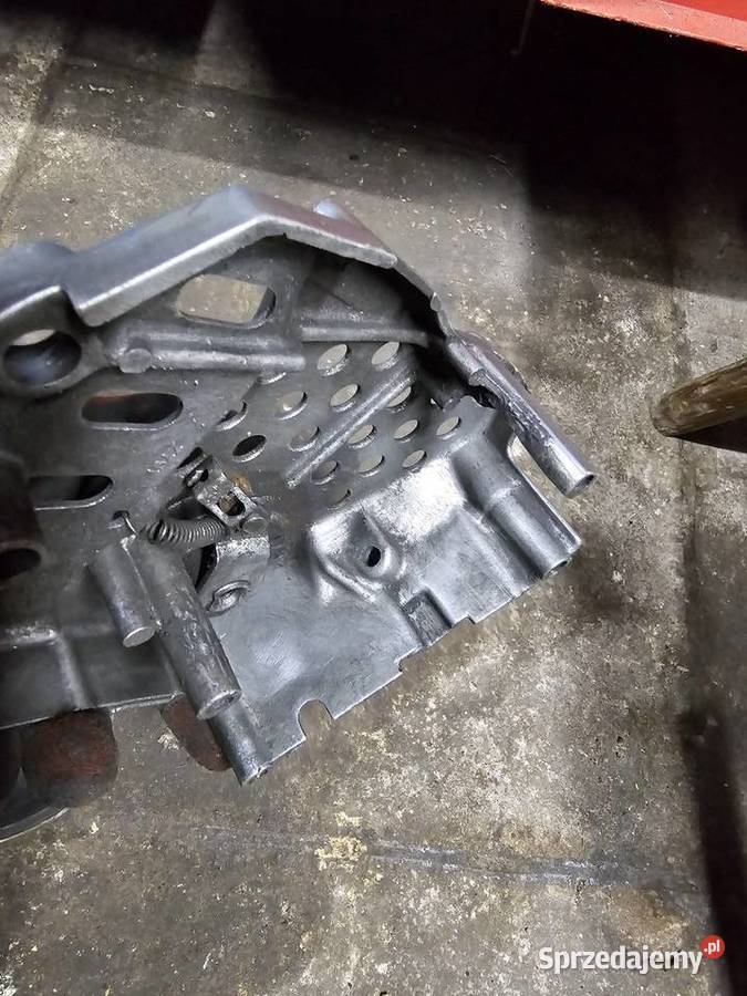 Suzuki GSX 600 f osłona kapa dekiel zębatki lewa Jelenia Góra