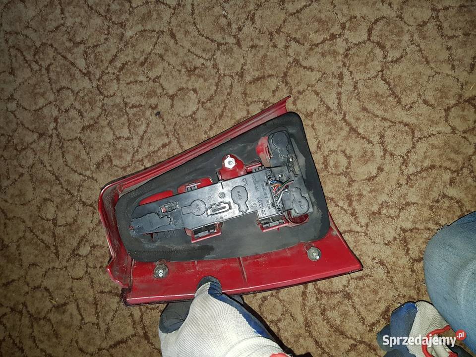 Lampa tylna golf 4 IV kombi Bochnia sprzedam