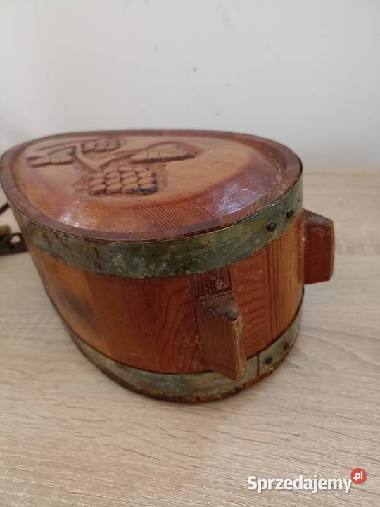 Stary drewniany bukłak na trunki warmińsko-mazurskie Ełk