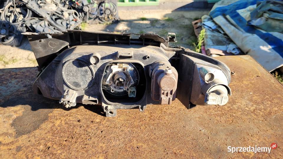Lampa przód prawa Citeoen Xsara Łagów sprzedam