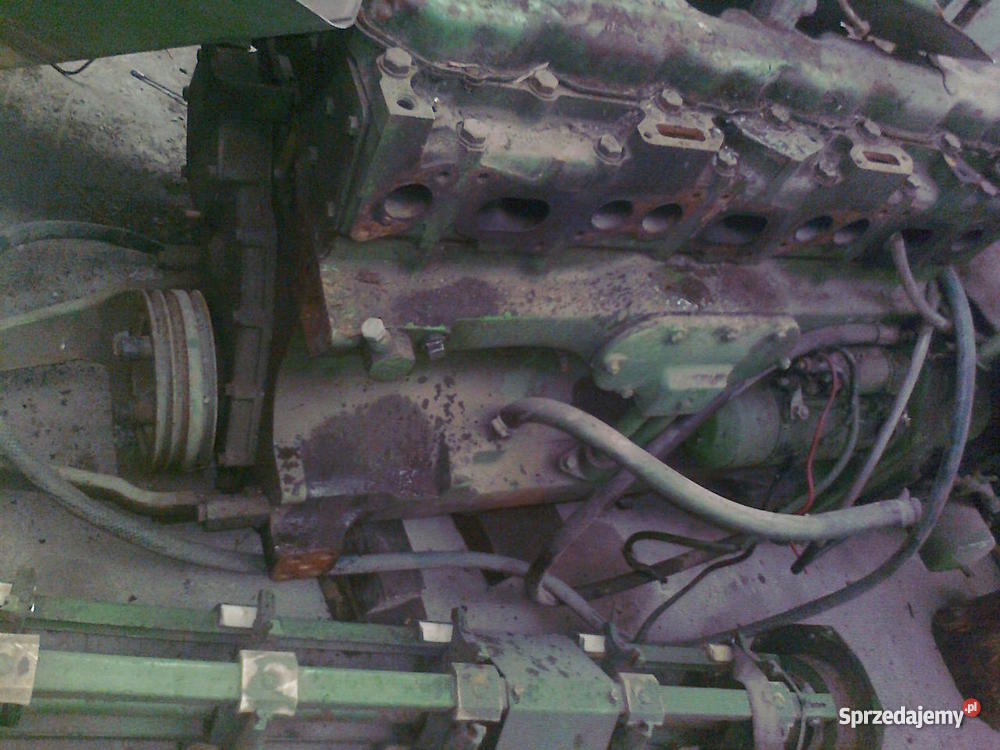 JOHN DEERE 4230 silnik nieuszkodzony sprzedam
