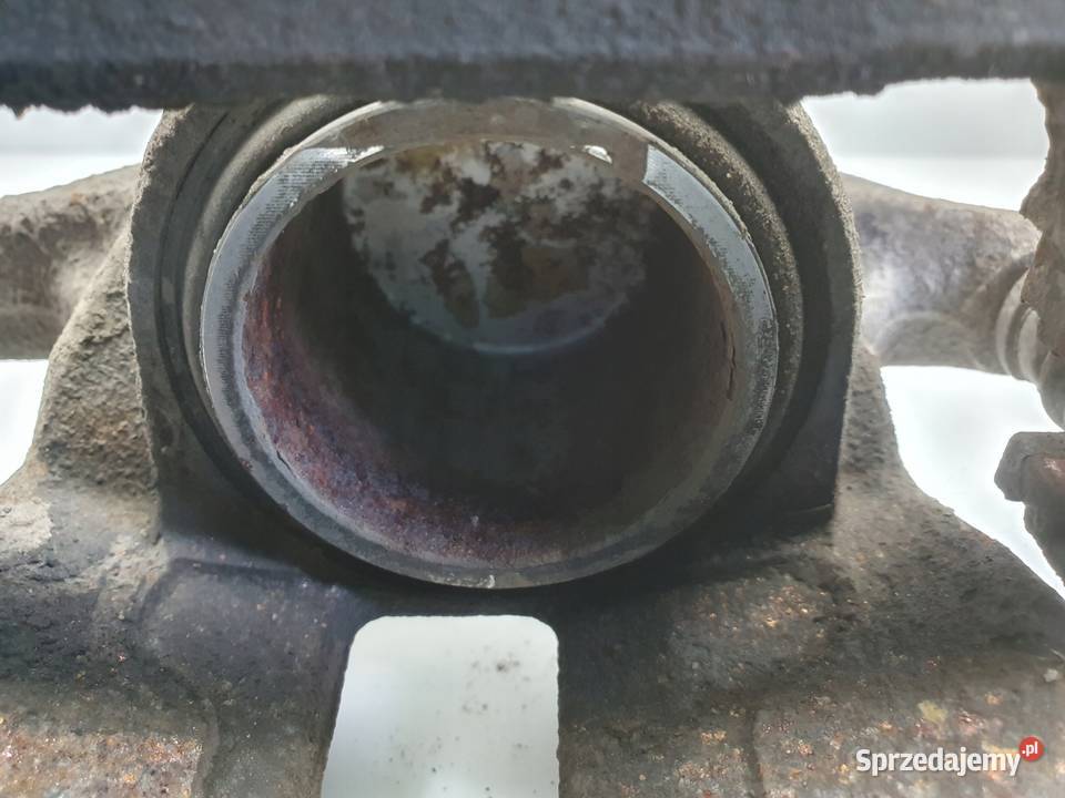 Toyota Corolla XII E21 PRZEDNI ZACISK HAMULCOWY Chełm