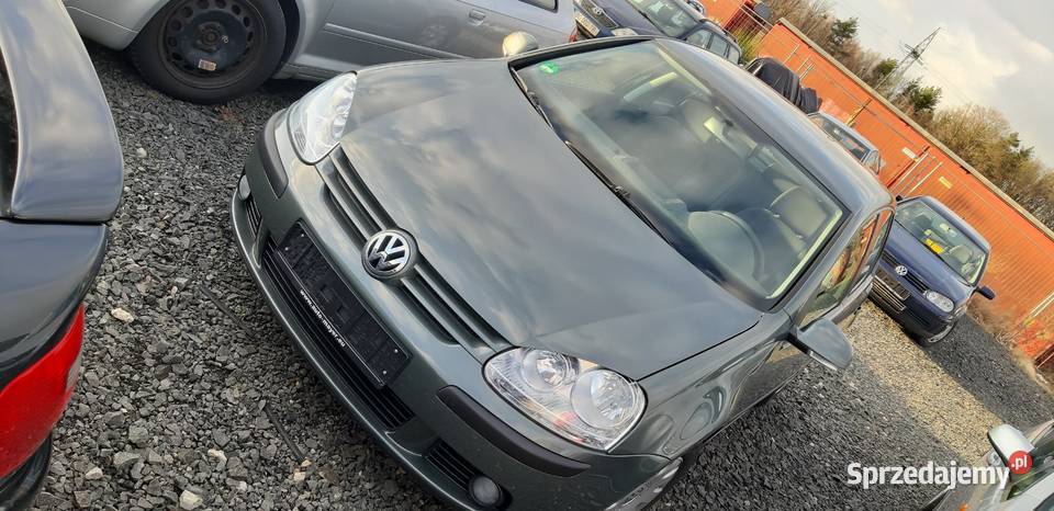 VW Golf V 5 2004 silnik 14 FSI części uszkodzony