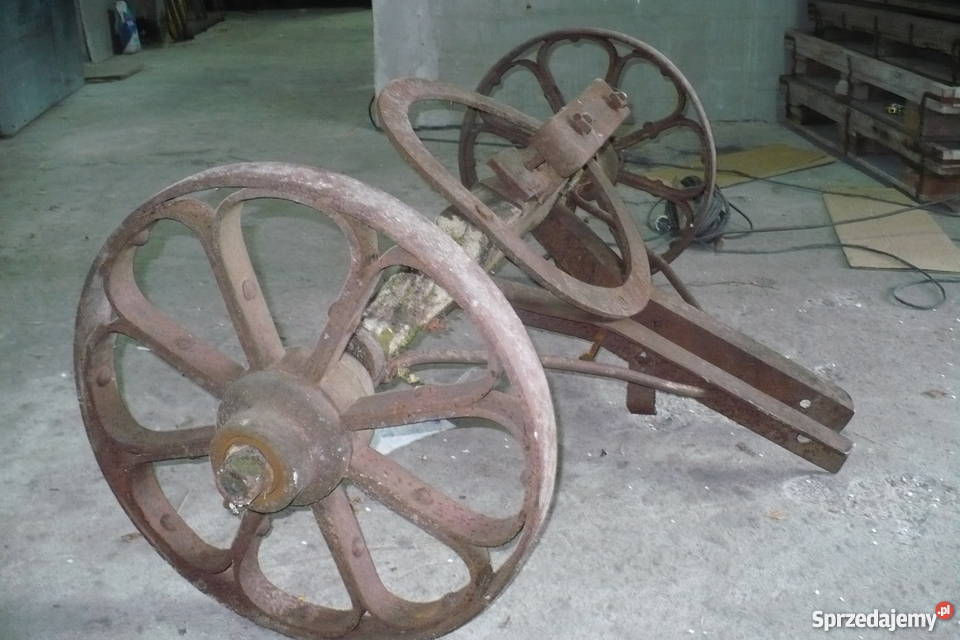 Laweta armatnia zabytek Kolo kute wojskowy armia Dom i Ogród kujawsko-pomorskie