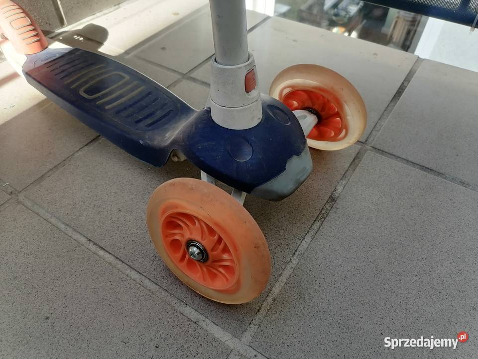 Hulajnoga decathlon b1 500 świecące kółka