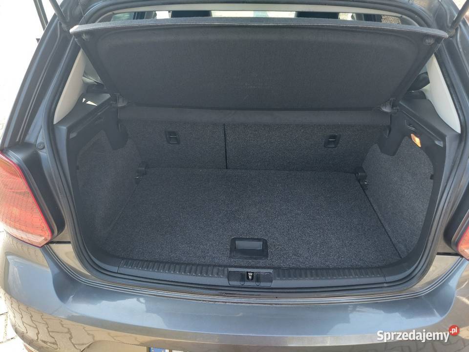 Volkswagen Polo 12 tsi lift klima alufelgi elektryczne szyby Wronki