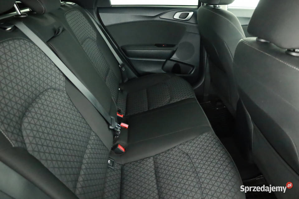 Kia Ceed 16 CRDi MHEV isofix sprzedam